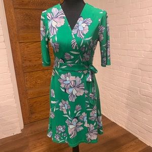 Green faux wrap dress Vince Camuto small stretch